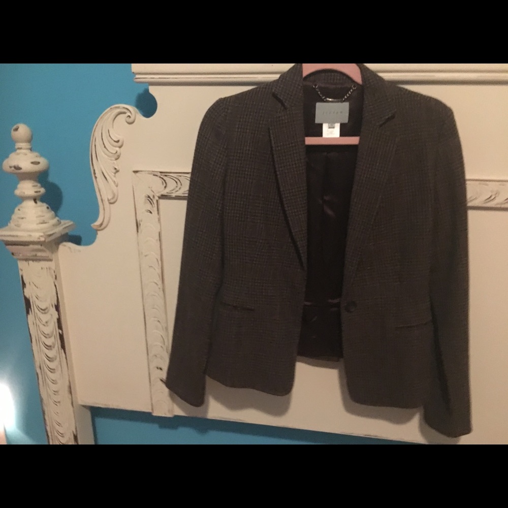 Blazers - Picture 2 of 2